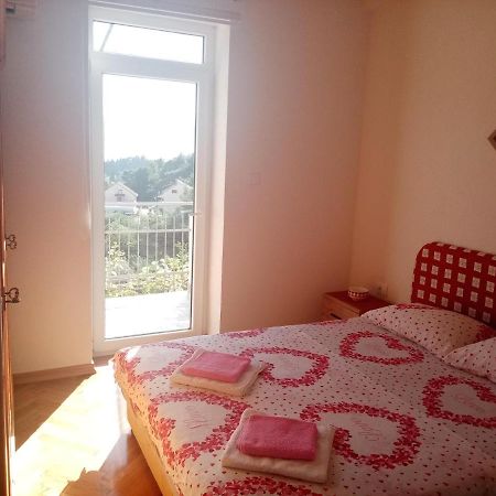 Apartmani Bosco ティヴァト エクステリア 写真