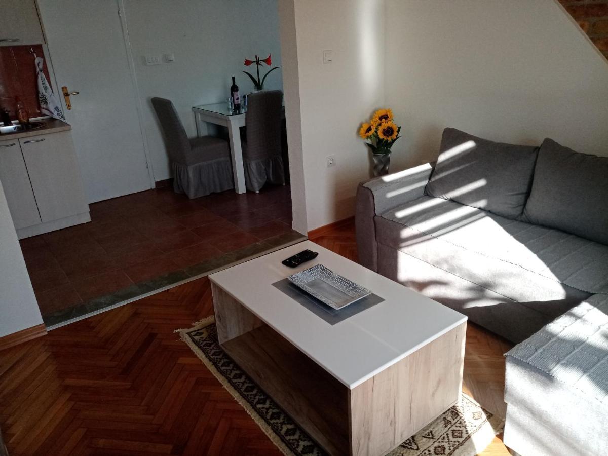 Apartmani Bosco ティヴァト エクステリア 写真