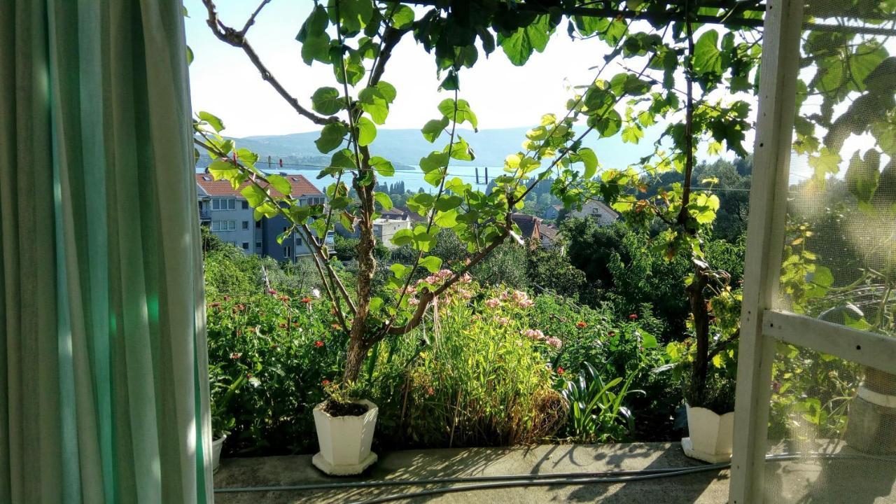 Apartmani Bosco ティヴァト エクステリア 写真