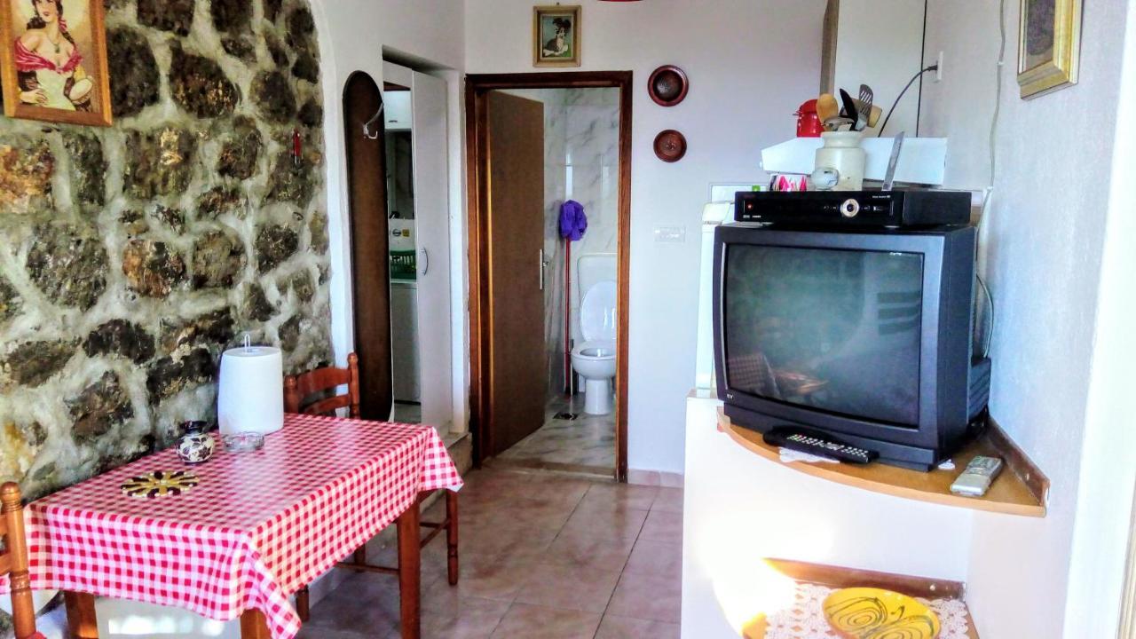 Apartmani Bosco ティヴァト エクステリア 写真