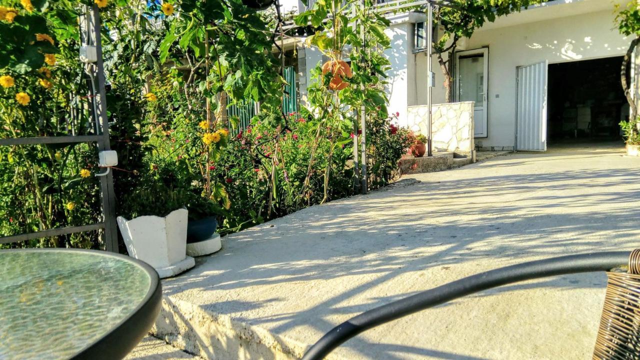 Apartmani Bosco ティヴァト エクステリア 写真